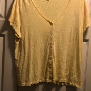 Womens shirt XL old navy great condition